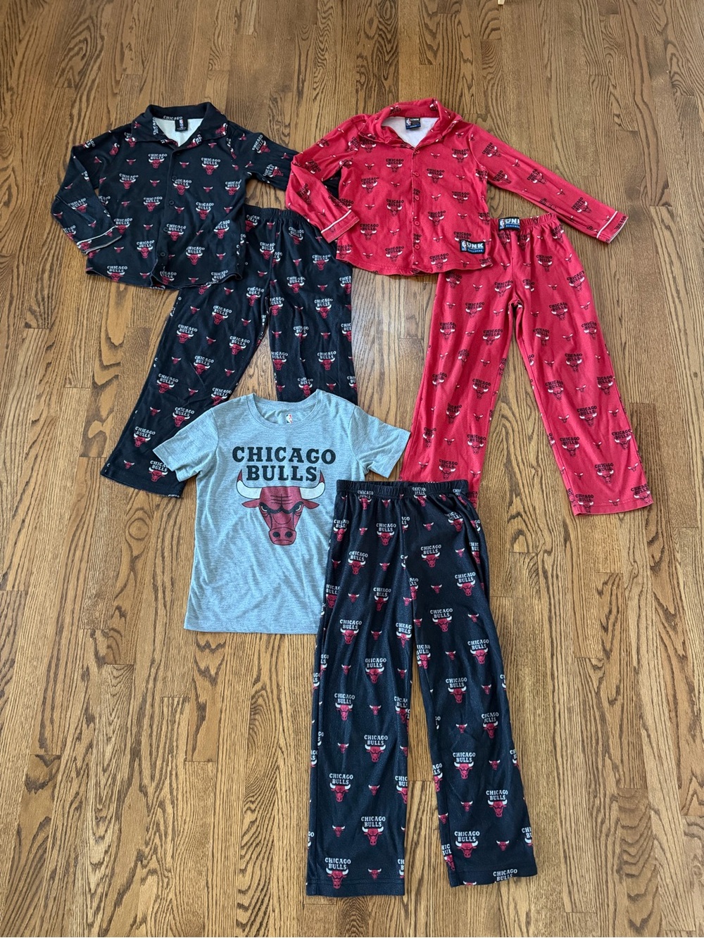 Size 8 Youth Boys NBA Chicago Bulls Basketball Bundle of Pajama Sets (6 pieces)